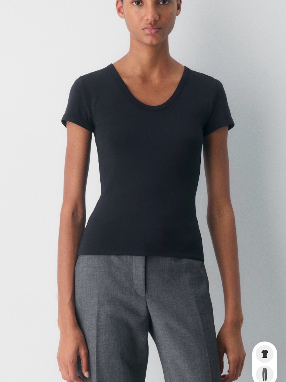 Aritizia contour sophomore T shirt